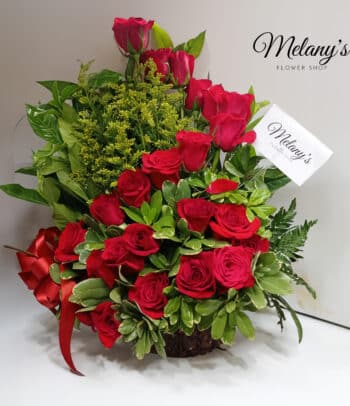 Alto con rosas rojas