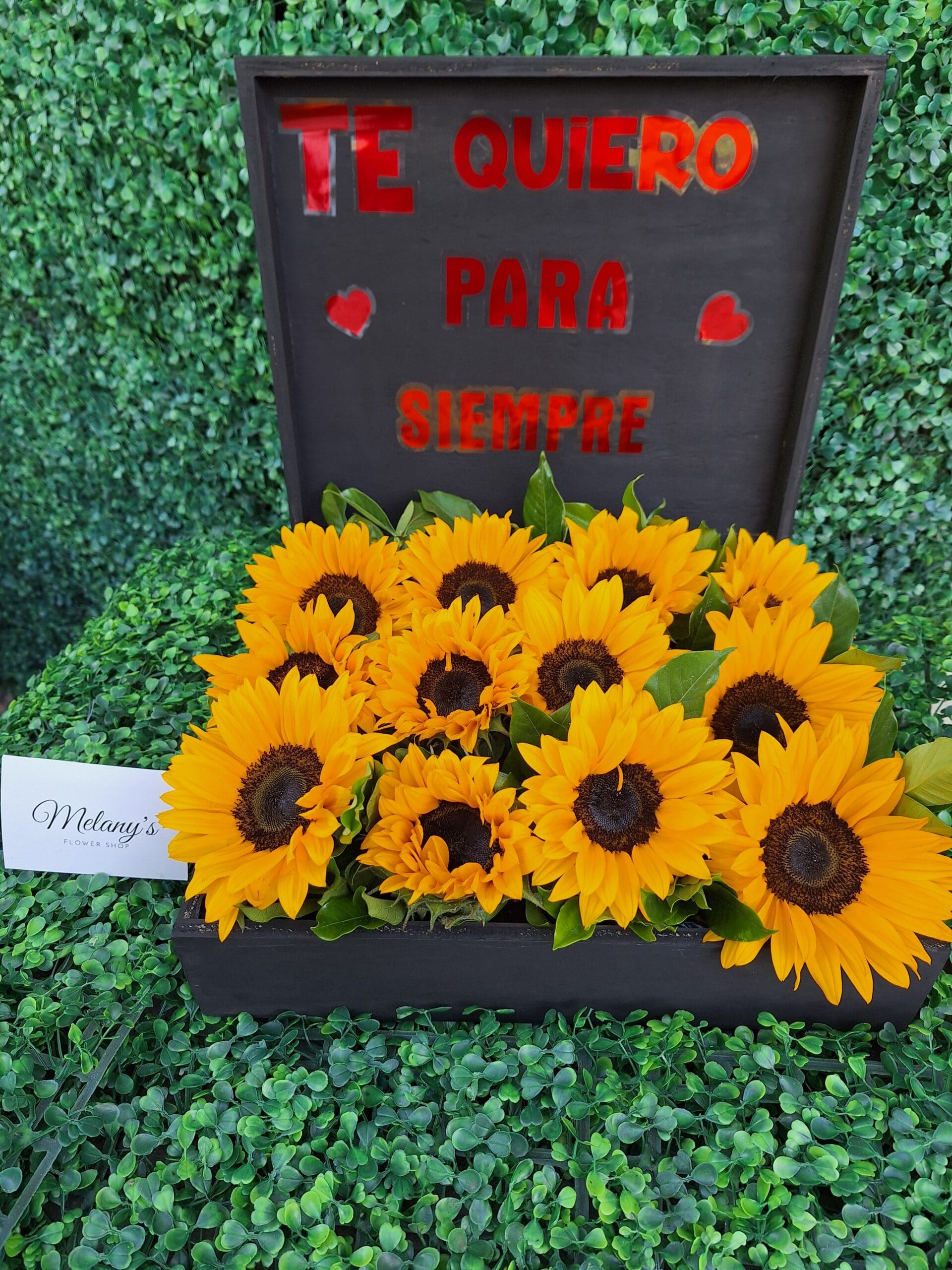 caja con girasoles